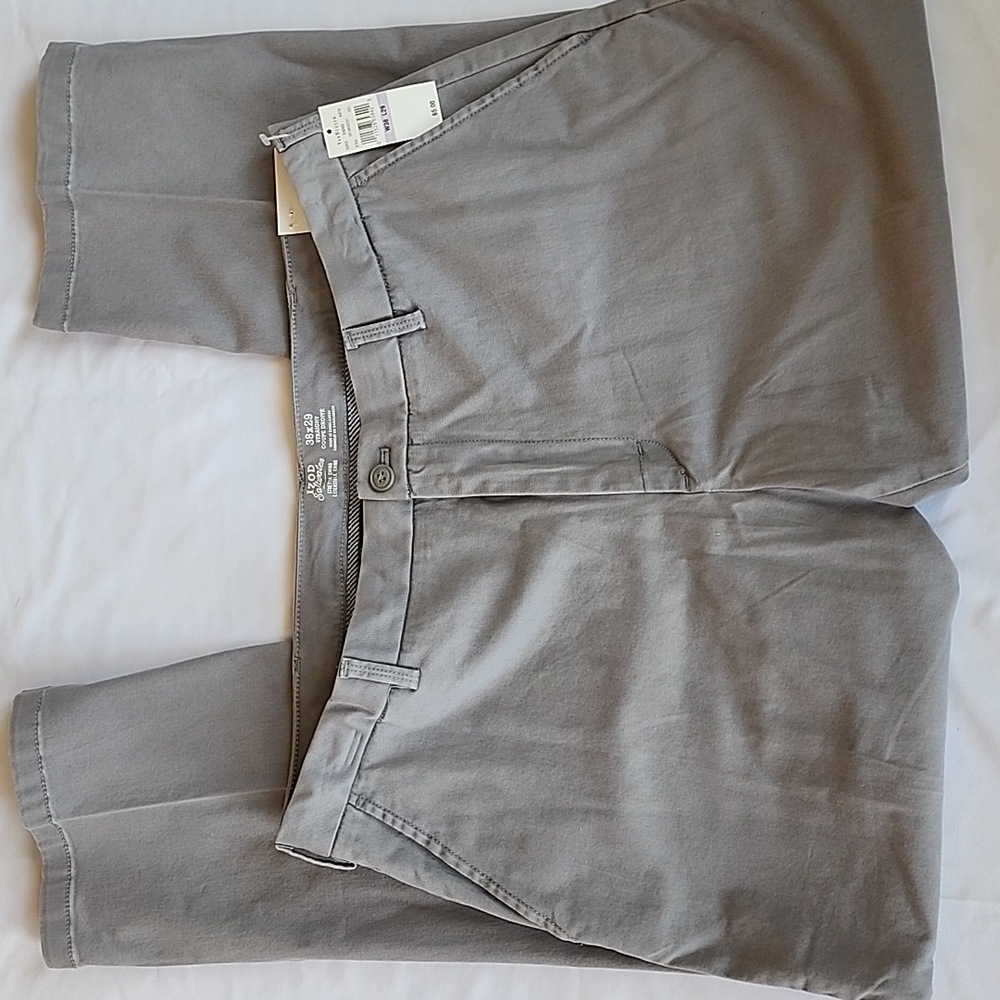 Izod Chino